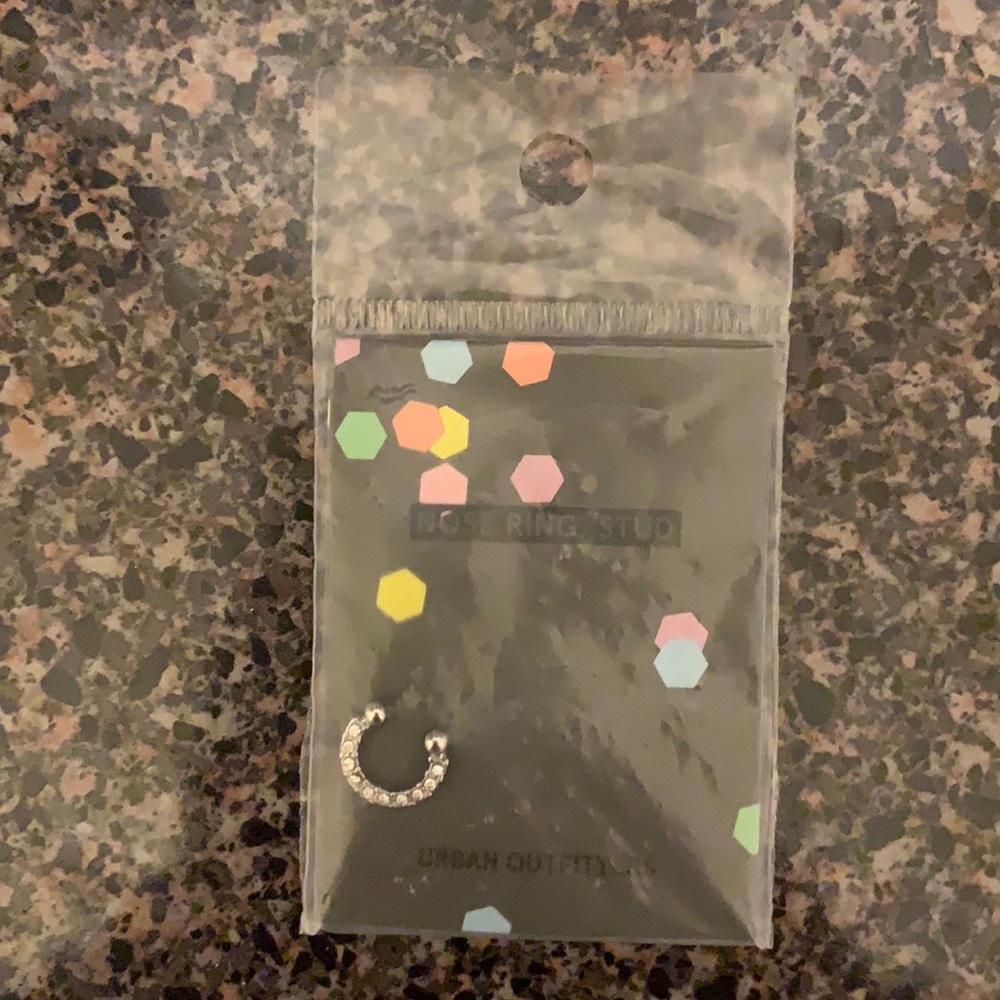 NEW Urban Outfitters Nose Ring / Stud